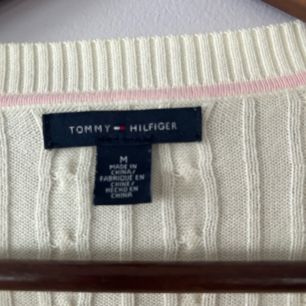 Tommy Hilfiger Womens V-Neck Cable Knit Pullover Sweater, Cream, GUC, Size Med - Picture 4 of 6